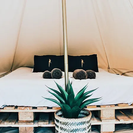 Glamping Op Boutique Camping Whanau Rutten Exterior photo